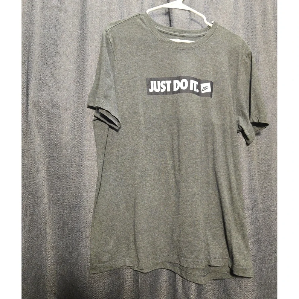 Nike The Nike Tee Just Do It‎ Graphic T-Shirt Casual Everyday Top L